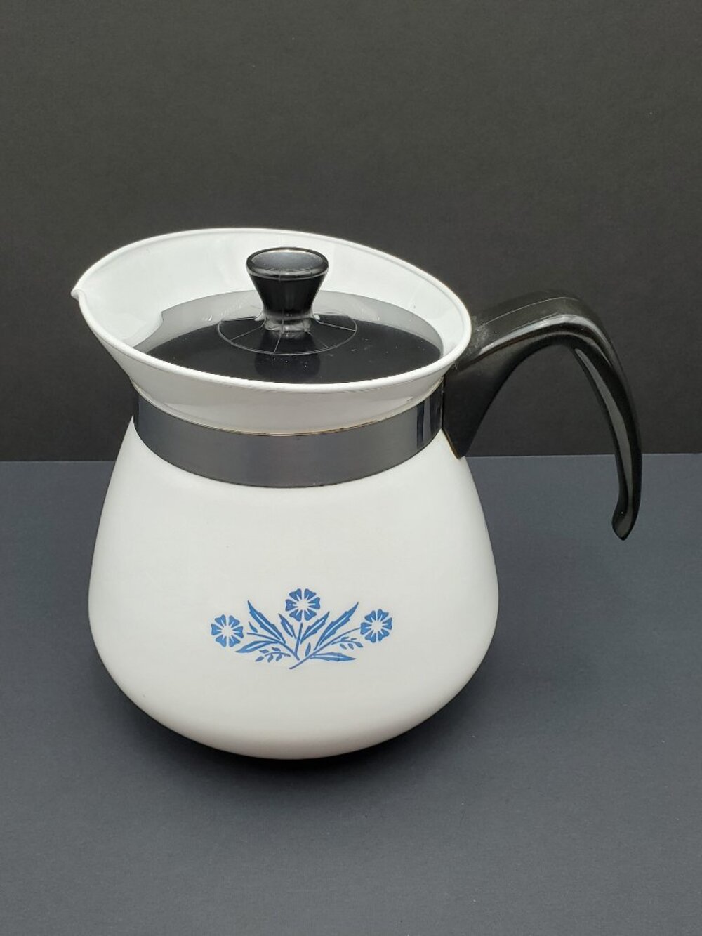 Corningware Cornflower Blue 2 Qt Teapot 8 Cup Stovetop Kettle Coffee Pot